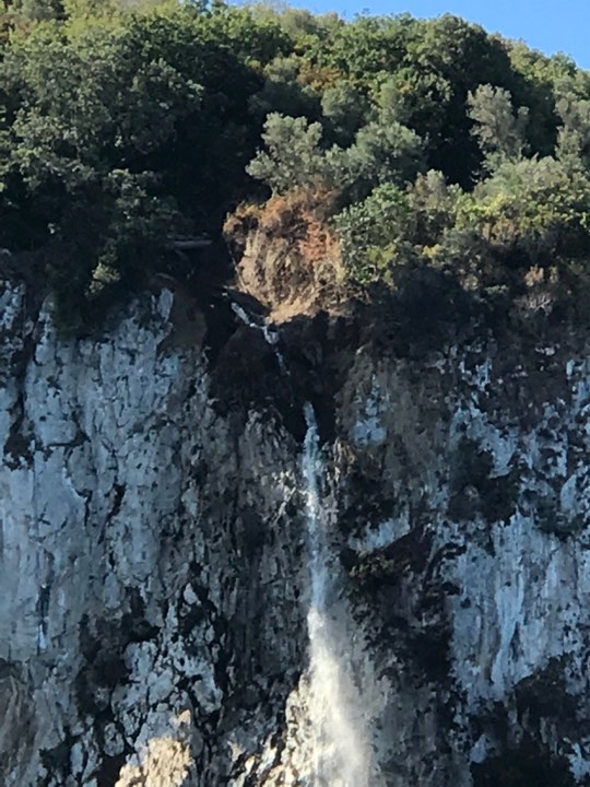 La Selva, tecnici in campo per riallacciare il depuratore. Lavori d’urgenza dopo la frana